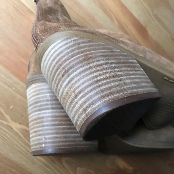 Steve Madden brown suede heeled ankle boots - Picture 8 of 9